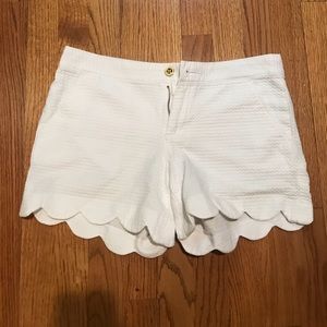 Lilly Pulitzer White Scalloped Shorts